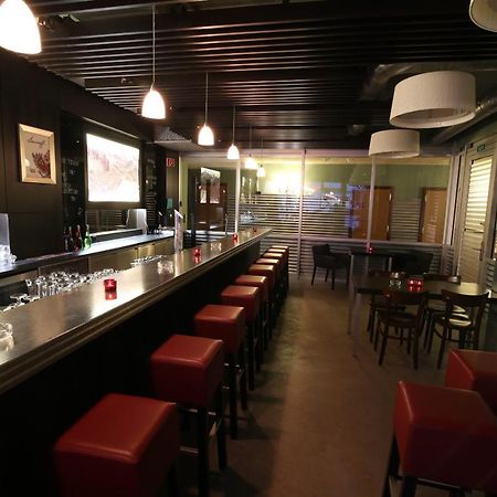 奥克森酒店 达沃斯 外观 照片